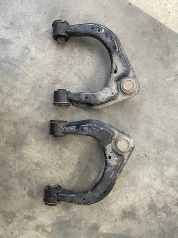 Рычаг передней подвески верхний левый EB3C3091B2C FORD