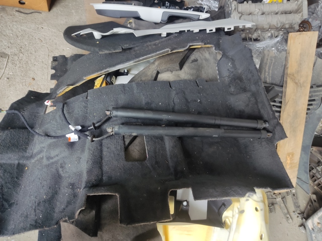 LAND ROVER LR075419 в наличии Черновцы