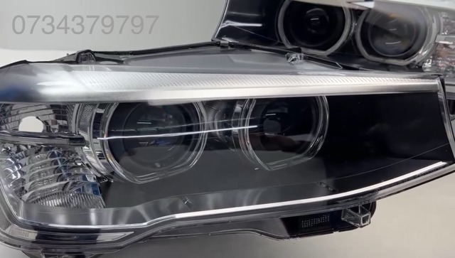 BMW 63127401131 Левая фара в наличии Черновцы