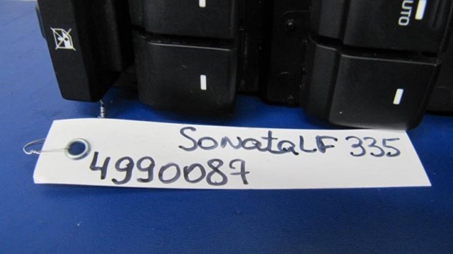 Блок управления стеклоподъемниками hyundai sonata lf 2014- 93570-C1000