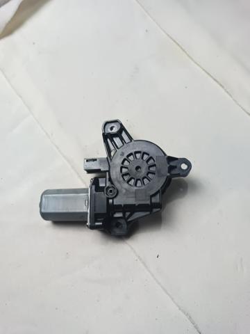 Мотор стеклоподъемника двери задней, правой A0009060908 MERCEDES