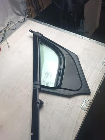 A2947201701 MERCEDES Стекло-форточка двери передней левой купить в Ужгород