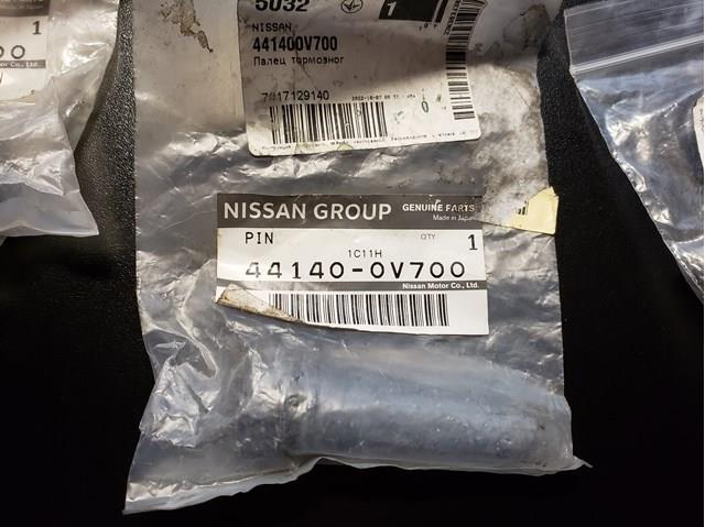 Направляющая суппорта переднего, верхняя 441400V700 NISSAN