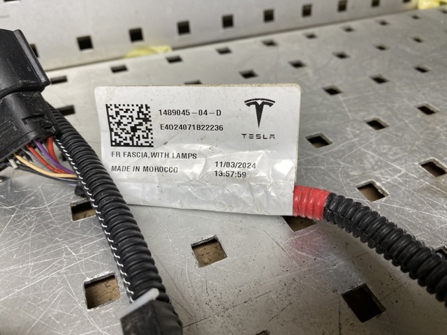 148904504D TESLA Кабель (провод) парктроника бампера переднего купить в Житомир