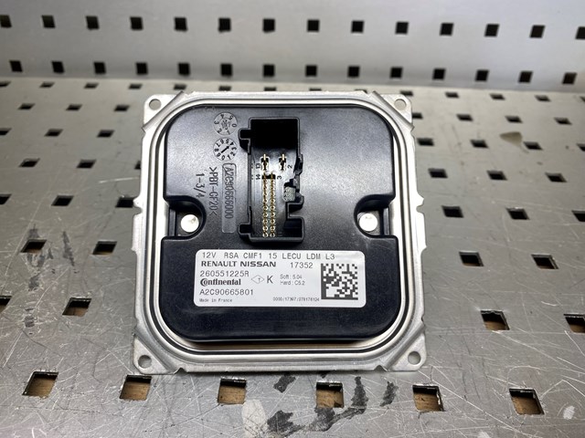 Модуль управления (ЭБУ) светом фар 260551225R RENAULT