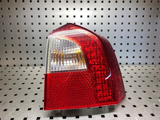 Стоп задний 30698984 VOLVO