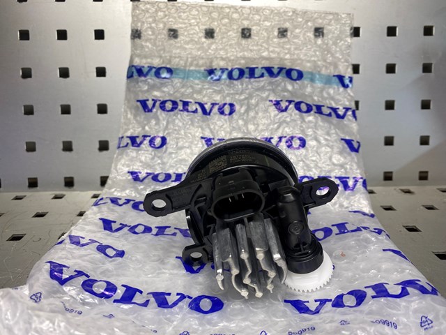 31677940 VOLVO купить в Украина