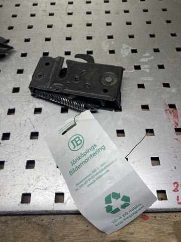 32226109 VOLVO Замок капота правый купить в Чернигов