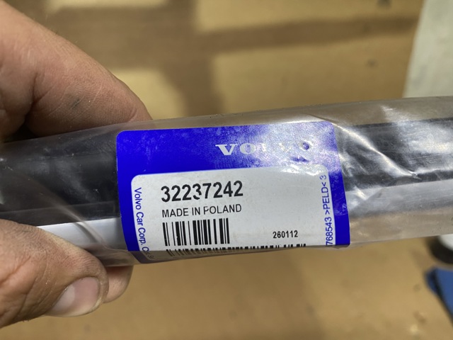 VOLVO 32237242 в наличии Ровно
