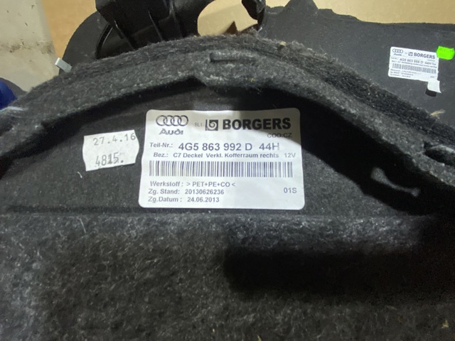 VAG 4G5863992D в наличии Чернигов