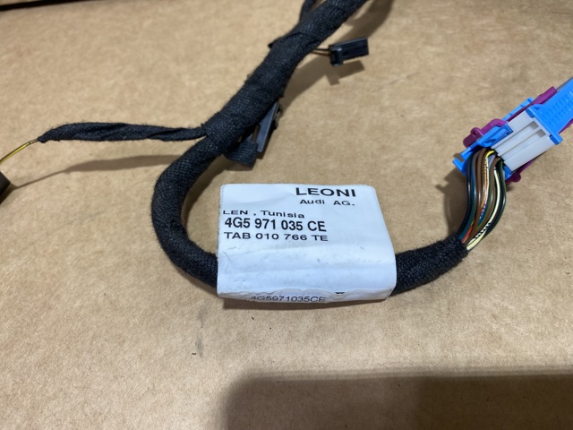 VAG 4G5971035 в наличии Ирпень