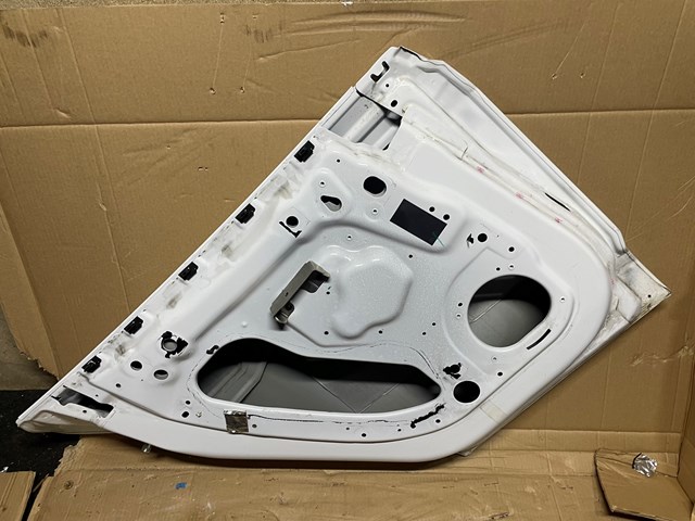 6006394E0H TESLA Дверь задняя левая купить в Запорожье