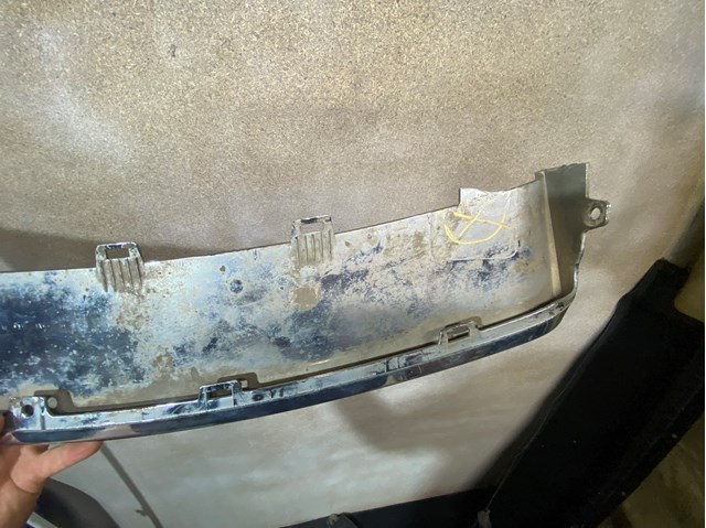 600900401B TESLA Решетка бампера заднего купить в Сумы