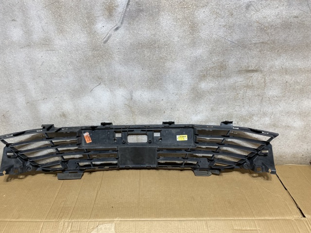 RENAULT 622541469R Решетка бампера переднего центральная в наличии Черкассы