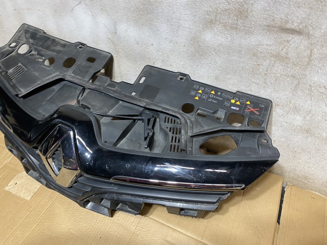 RENAULT 622562901R Решетка радиатора в наличии Запорожье