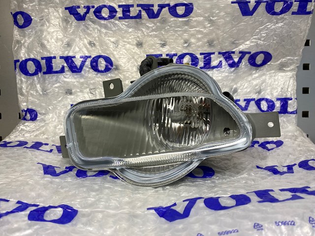 Правая противотуманная фара 8620229 VOLVO