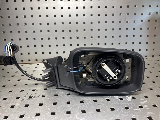 Правое боковое зеркало 8626851 VOLVO