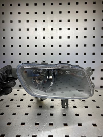 Противотуманка правая 8693348 VOLVO