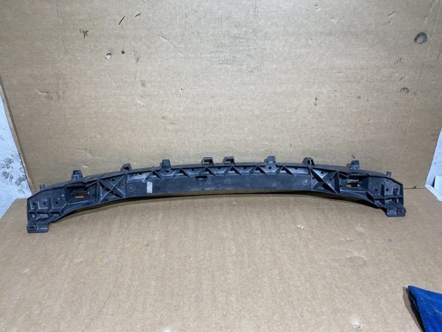 Балка бампера переднего 9825813580 PEUGEOT