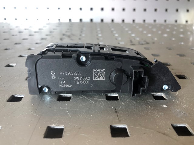 MERCEDES A2139059505 Блок кнопок центральной консоли в наличии Харьков