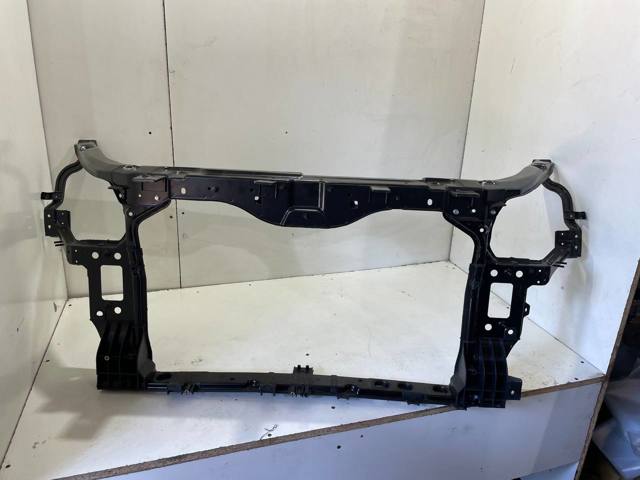 Установочная панель передняя 641012T000 HYUNDAI