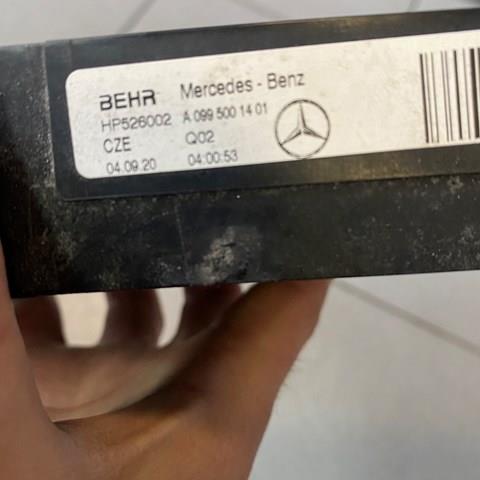 A0995001001 MERCEDES Радиатор охлаждения двигателя дополнительный купить в Киев