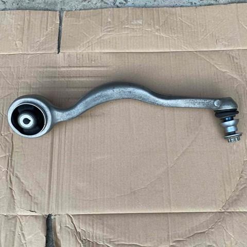 MERCEDES A2133302100 Рычаг передней подвески нижний левый в наличии Черкассы