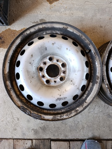 Колеса 403008837R RENAULT
