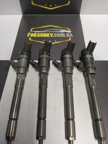 Форсунка инжектора 0445110270 BOSCH