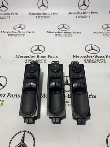 9065451213 MERCEDES Кнопочный блок управления стеклоподъемником передний левый купить в Львов