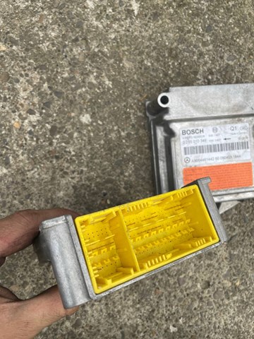 A9064461442 MERCEDES Модуль-процессор управления подушкой безопасности (ЭБУ AIRBAG) купить в Львов