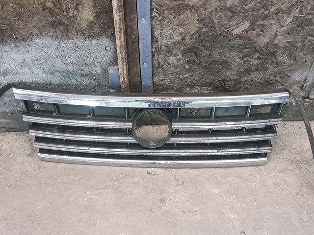 760853653 VAG Решетка радиатора купить в Киев