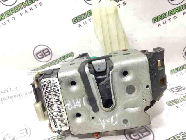 Замок двери водителя 04589417AG CHRYSLER