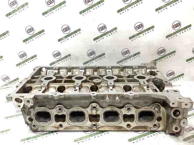 Головка блока цилиндров (ГБЦ) 04884510AD CHRYSLER