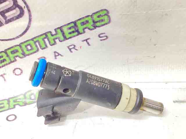 Форсунка впрыска топлива 04891577AC CHRYSLER