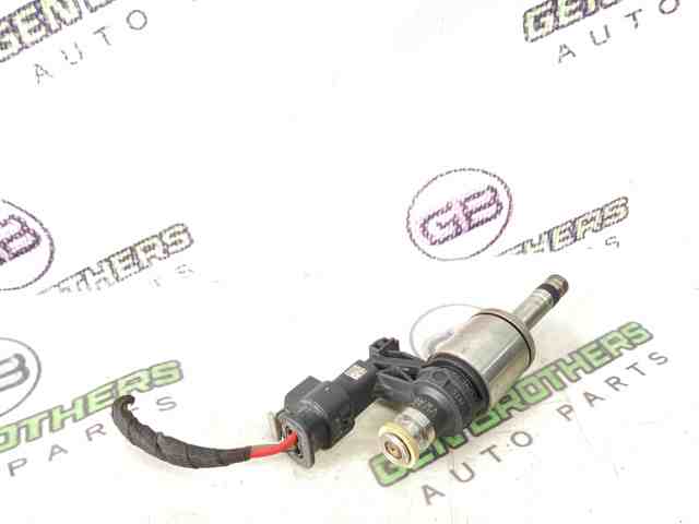 Форсунка впрыска топлива 04E906036Q VAG