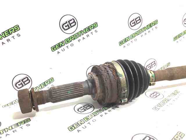 05085240AB CHRYSLER Полуось задняя правая купить в Украина