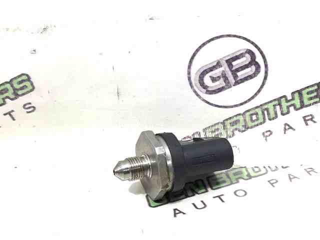 Датчик давления топлива 06J906051C VAG