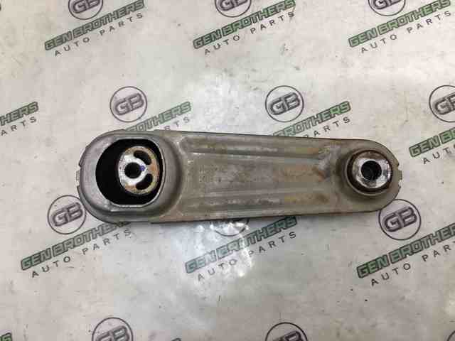 Задняя подушка двигателя 113604BA0B NISSAN