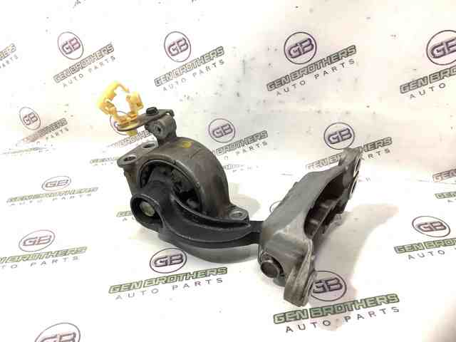 NISSAN 113604RA0A Подушка коробки передач в наличии Черновцы