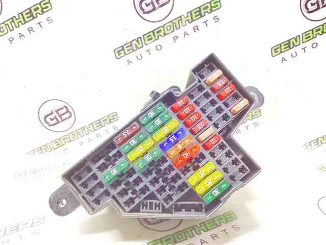 Блок реле и предохранителей 1K1941824 VAG