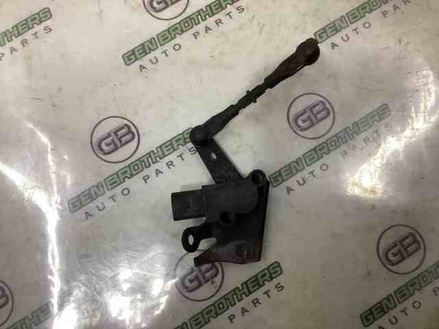 Датчик уровня положения кузова, задний 1T0907503B VAG