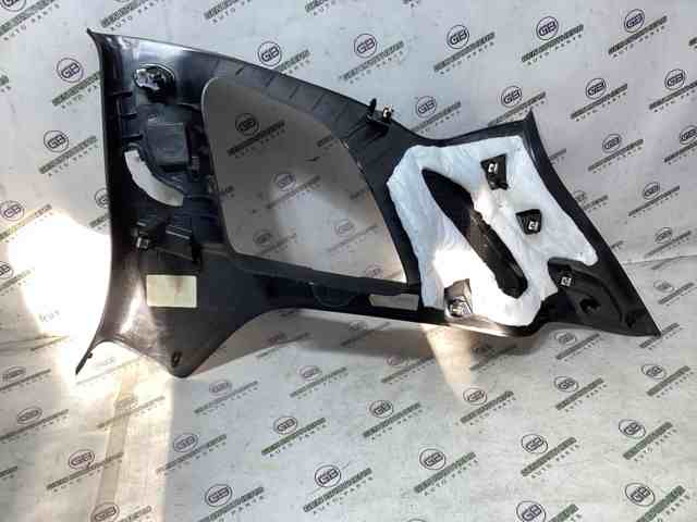 1UD05DX9AF CHRYSLER Облицовка багажного отсека левая купить в Киев