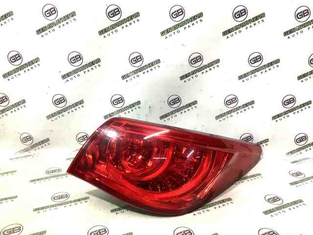 Фонарь задний правый 265504HB0C NISSAN
