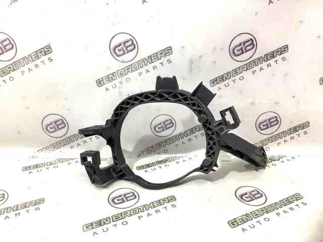 Крепление противотуманки, левой 269159NF0A NISSAN
