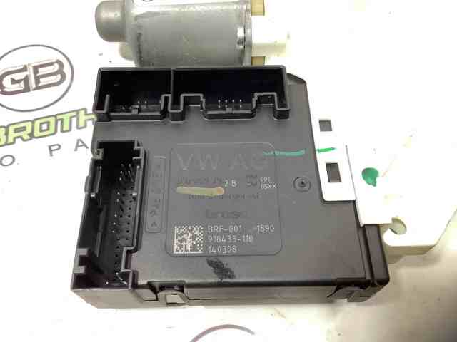 Электродвигатель приводов 3C0959792B VAG