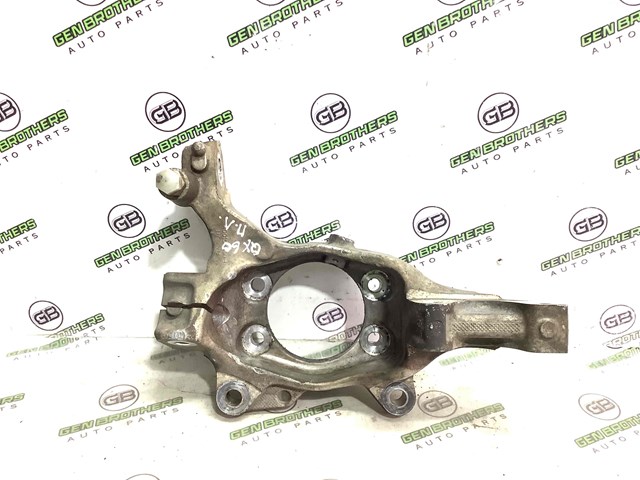 Цапфа (поворотный кулак) передний левый 400153JA0A NISSAN