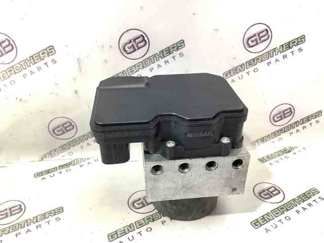 Блок управления ABS 476609UC1D NISSAN