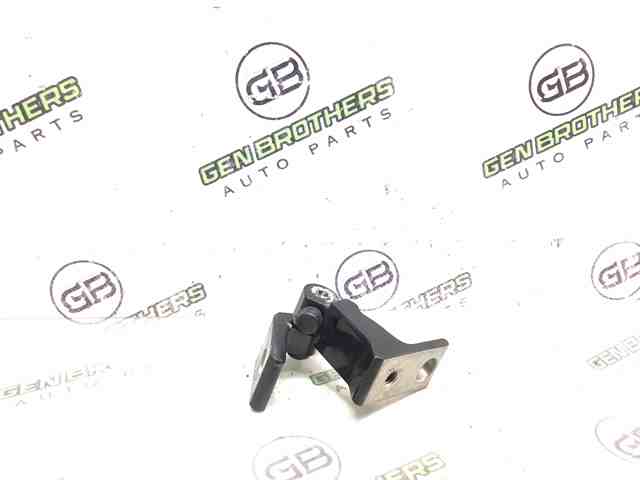 Петля двери передней 4G0831402A VAG