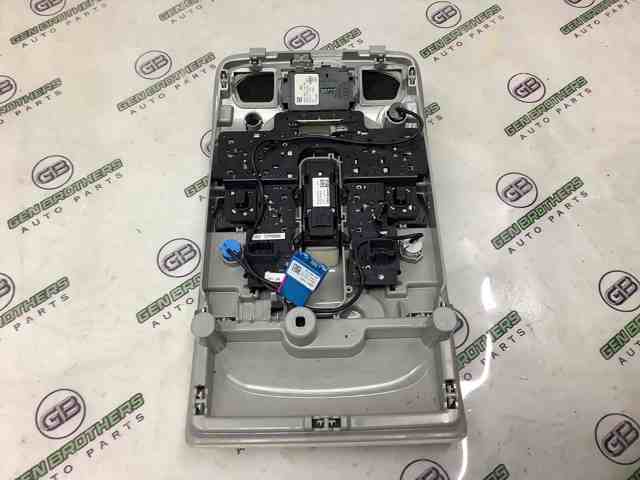 4G0947135E VAG Плафон освещения салона (кабины) купить в Черкассы